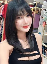 モモ モモ